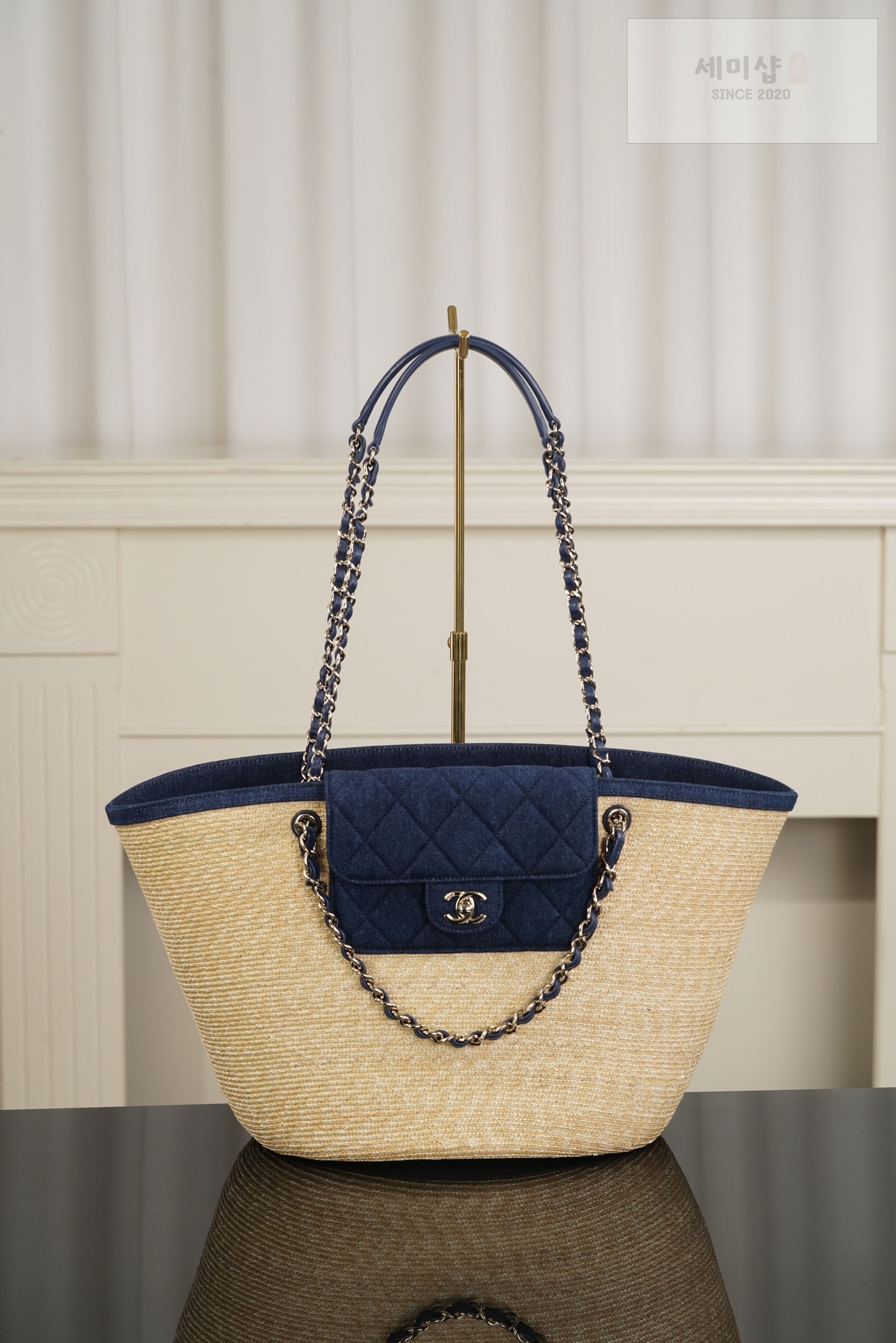 샤넬 샤넬 라피아 라지 쇼핑백 베이지 & 다크 블루 Bag 1번 이미지