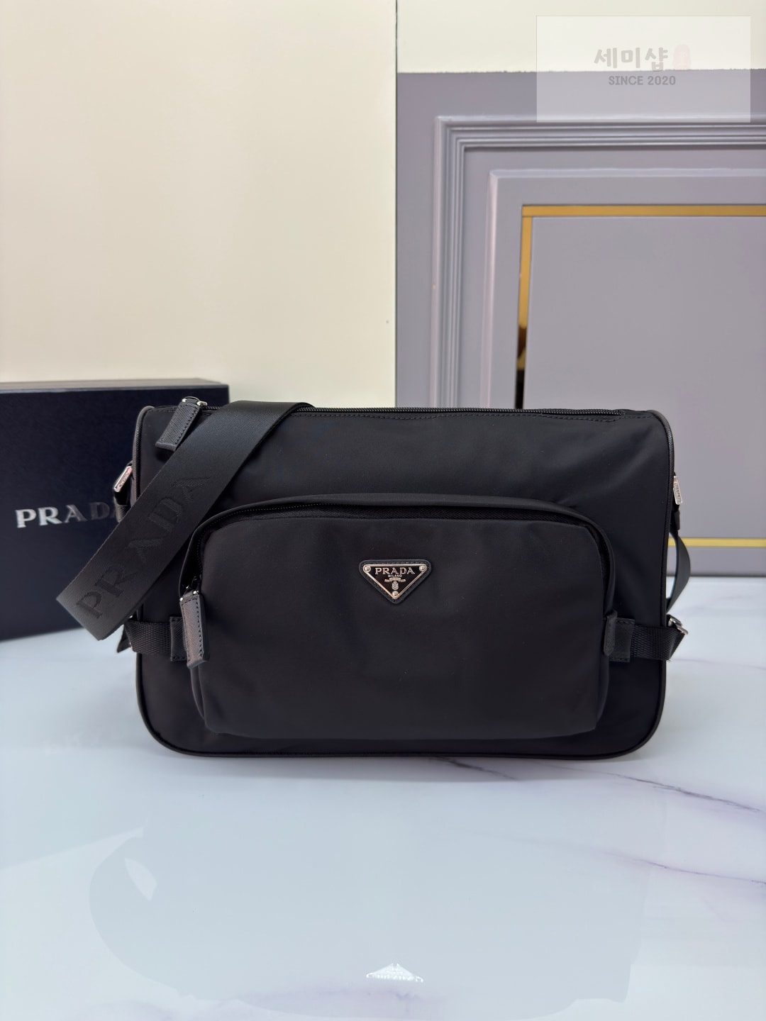 프라다 프라다 리나일론 및 사피아노 가죽 숄더백 2VH191 리나일론 블랙 Bag 1번 이미지
